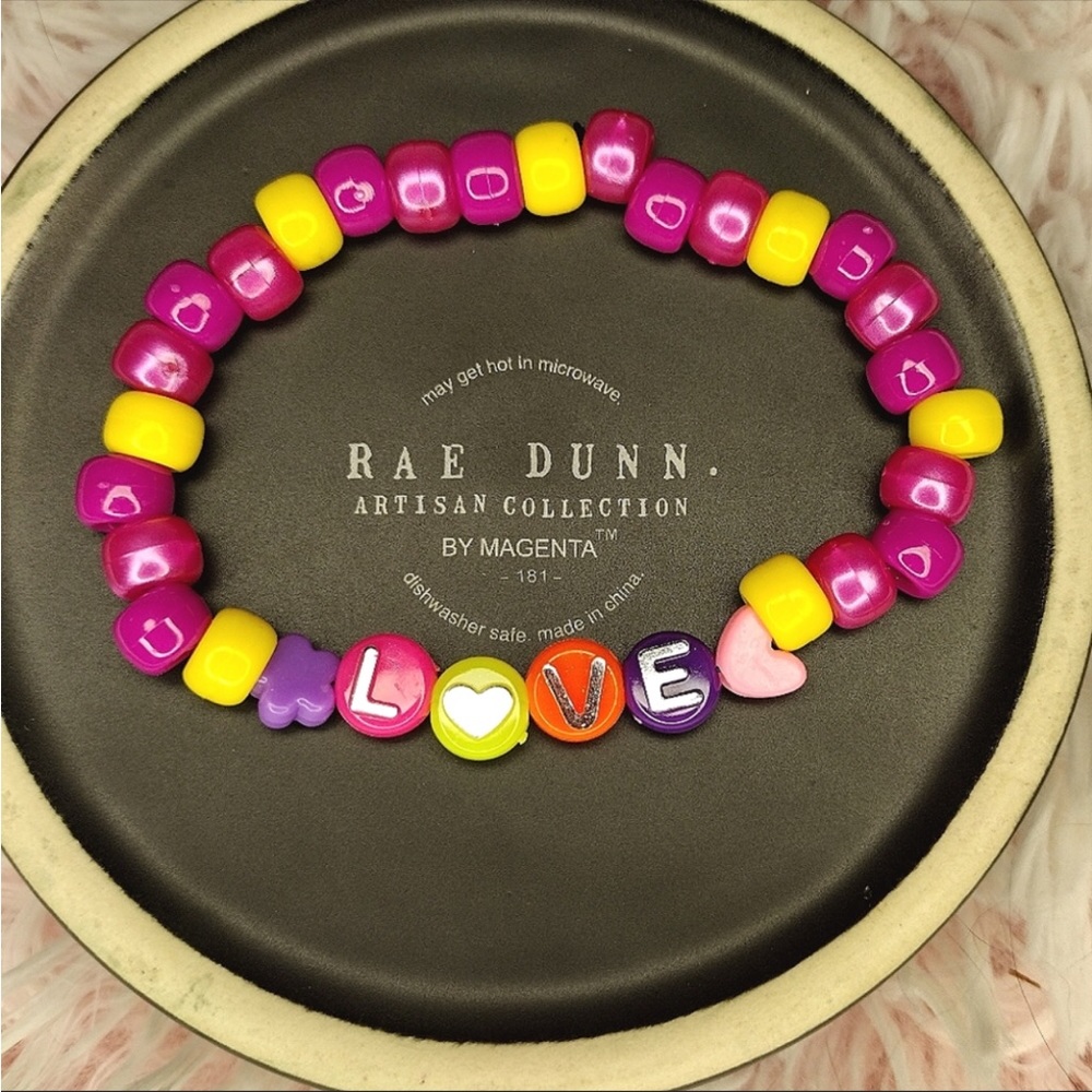 L💛VE KANDI BRACELET